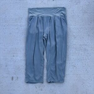 Lululemon Womens Size 10 Loose Capri‎ Active High Waisted Pants 34x21